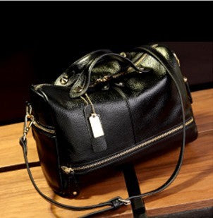 Women's luxury stylish handbag with shoulder strap