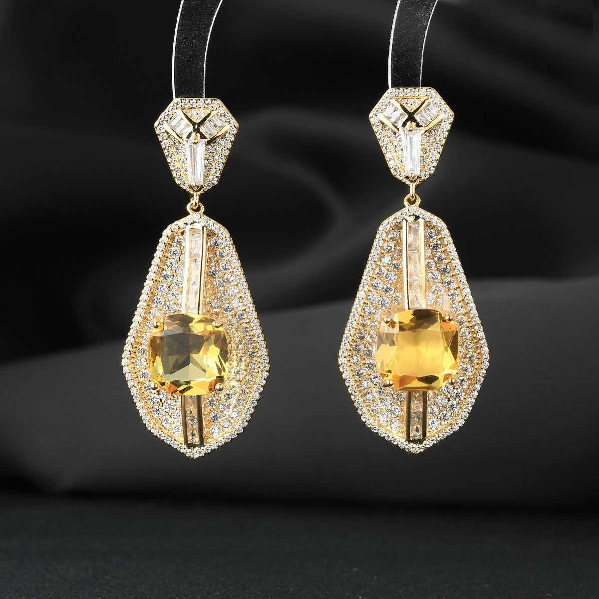 High-end heavy square diamond fan-shaped luxury inlaid zircon earrings - Pleasures and Sins   Pleasures and Sins