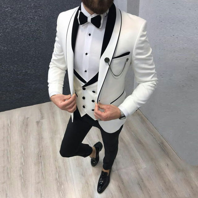 Stylish Slim Fit Groomsman Red Carpet Banquet Suit in White