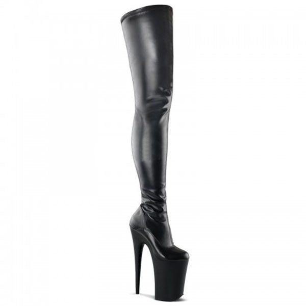 Stretch-Stiefel aus Lackleder mit hohem Absatz