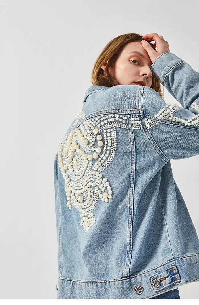 Veste en jean brodée motif perles manches longues