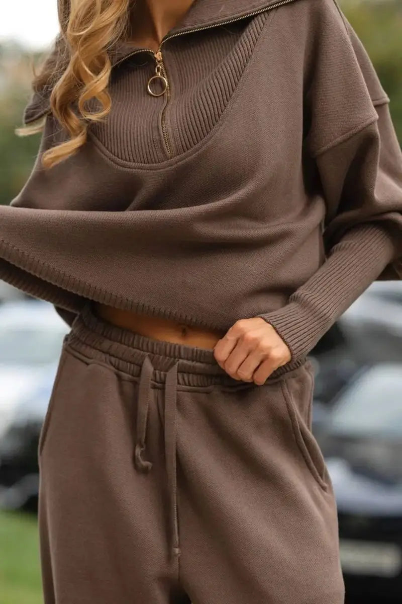 Brown ribbed women’s zipper sweatshirt with matching sweatpants in plus sizes 3XL 4XL 5XL.