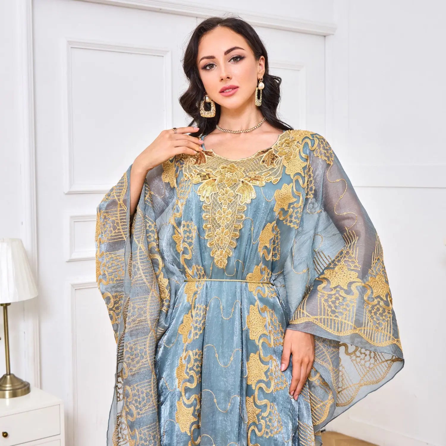 Robe musulmane marocaine brodée de perles Dîner deux pièces