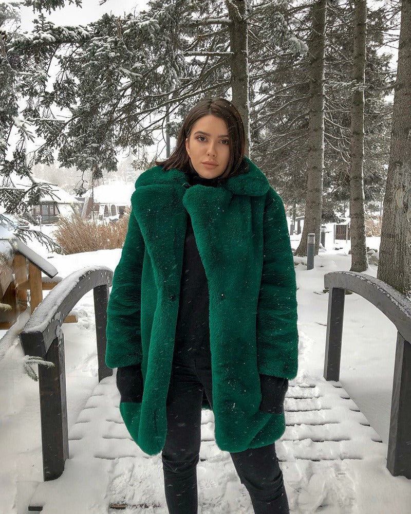 Fur plush warm loose jacket with thick collar and fur coat