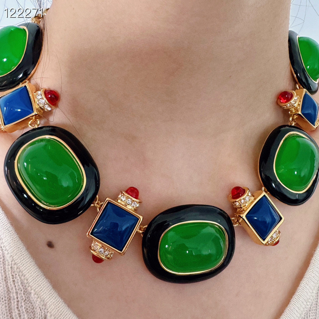 Medieval retro emerald glass exaggerated high-end niche necklace - Pleasures and Sins   Pleasures and Sins