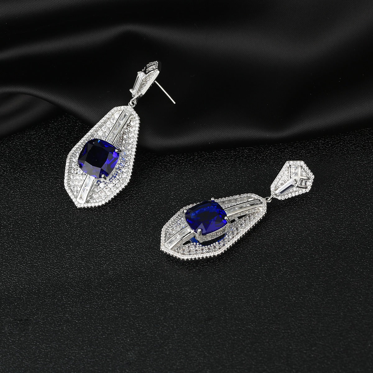 High-end heavy square diamond fan-shaped luxury inlaid zircon earrings - Pleasures and Sins   Pleasures and Sins