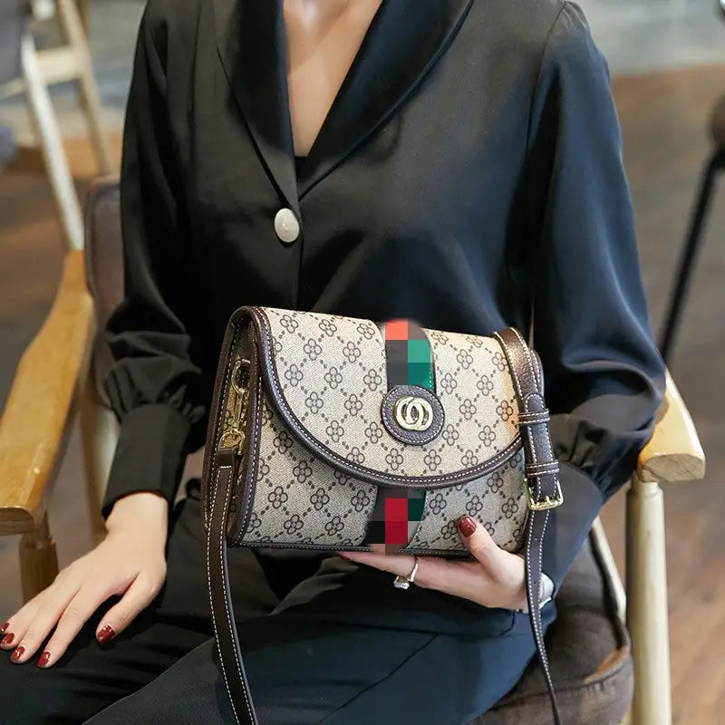 Ladies Luxury Cross body Envelope bag high-end trendy bag