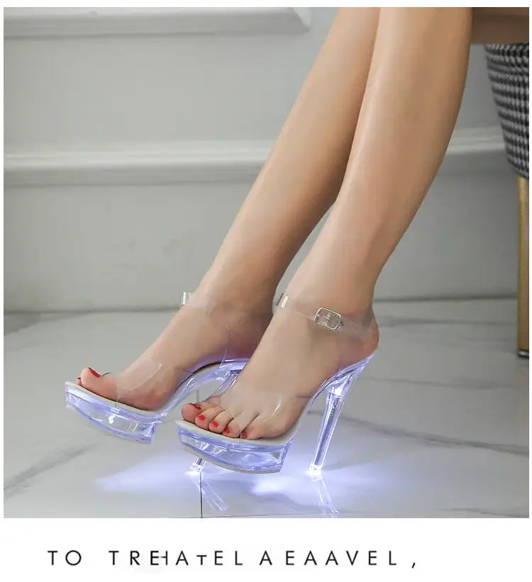 Leuchtende Schuhe für Frauen Transparente Plateauschuhe