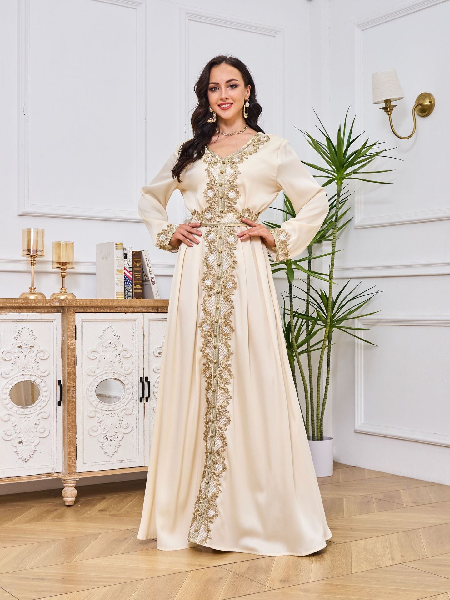 Ladies Stunning and Luxurious Arab Muslim Robe Womens Clothing - Pleasures and Sins   Pleasures and Sins