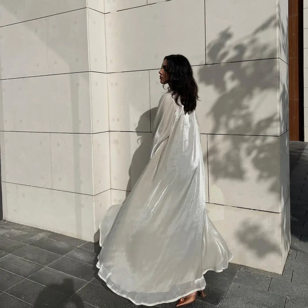 Muslimische Robe für Frauen in Dubai Glänzendes Seidenkleid