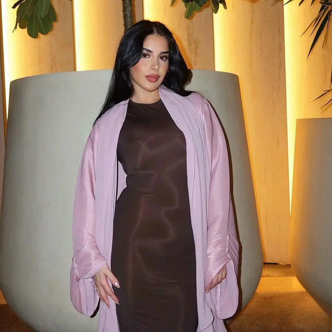 Womens Muslim Robe Dubai Wearing Shiny Silk Dress (robe en soie brillante)