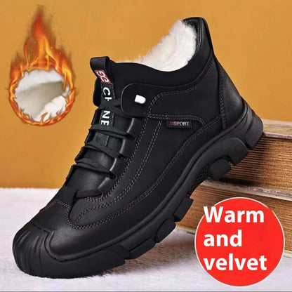 Black leather sneaker with fur lining and ’Warm and velvet’ text overlay.