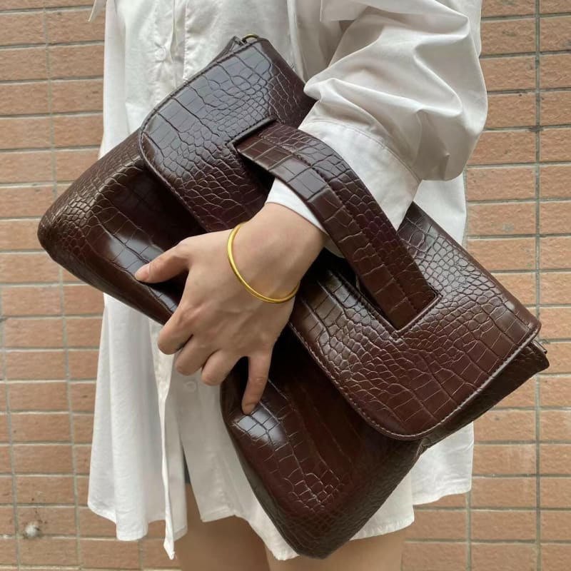 Crocodile Pattern Bag with Arm Sleeve for Files coffee