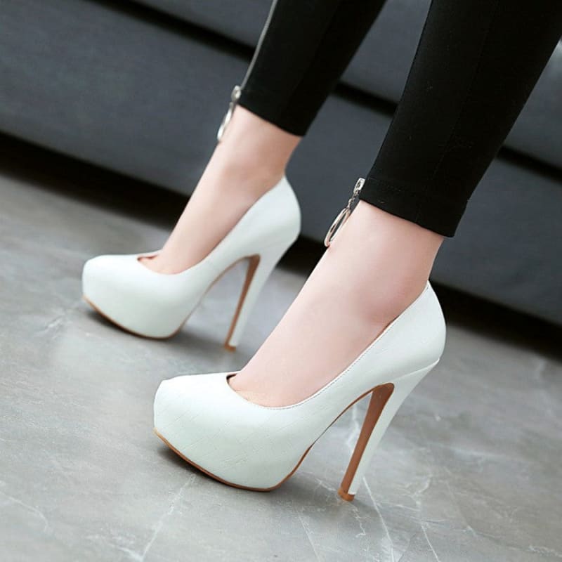 High Heel Court Shoes in Plus Sizes for All Genders White