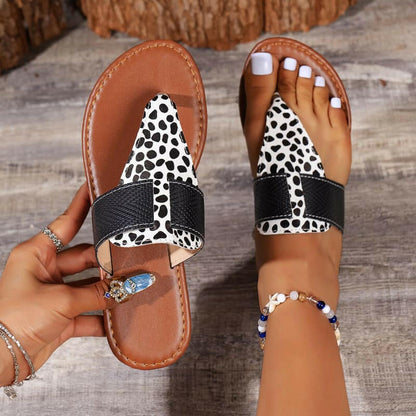 Ladies Camouflage Pattern Flat Summer Sandals - Perfect