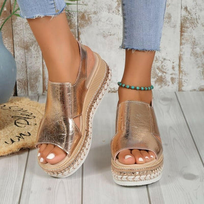 Ladies Summer Sandals in Gold or Silver Metallic