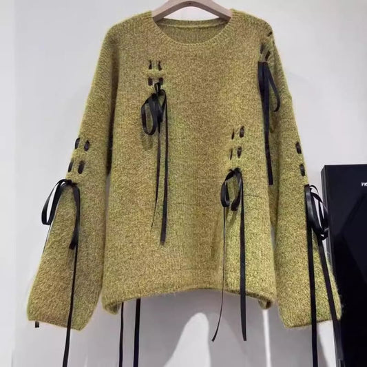 Ladies Round Neck Loose Knitted Sweater with Bow