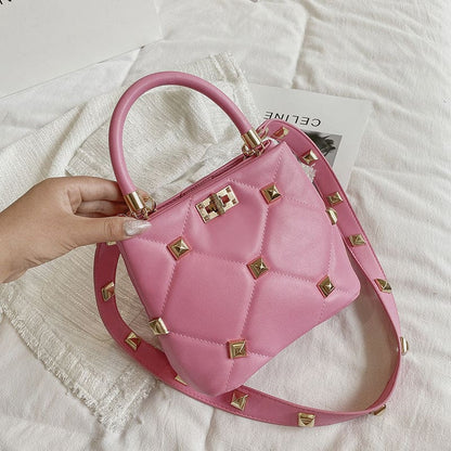 Large Capacity Bag Women’s Studded Bucket Handbag pink