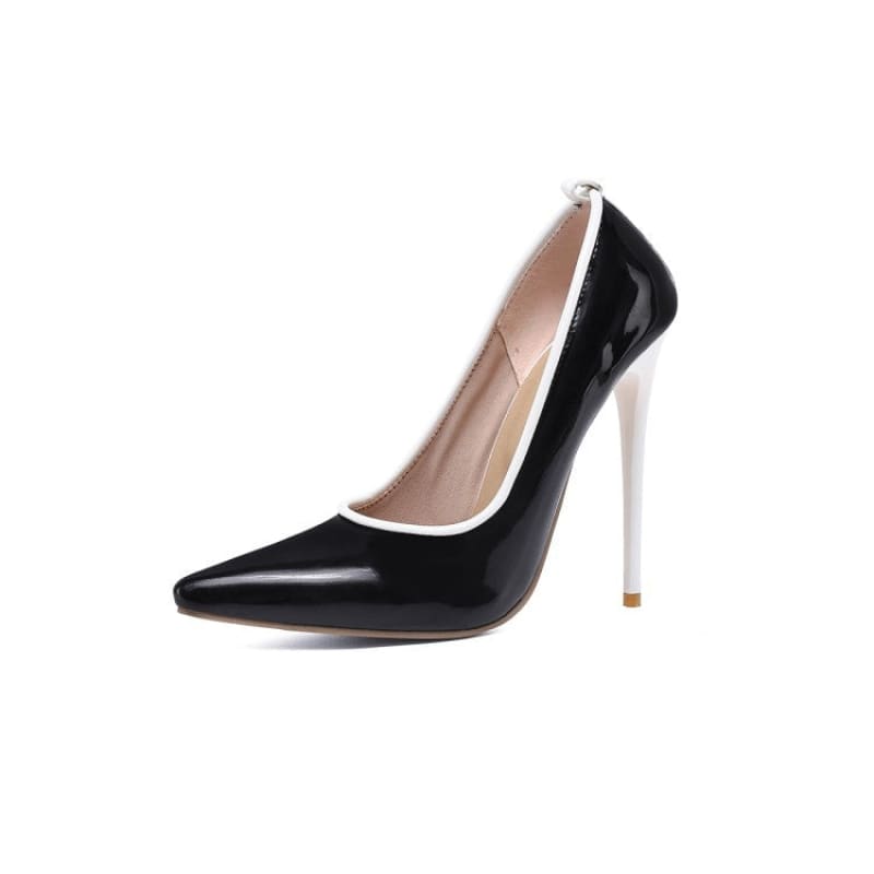 Large Matching Pointed Toe Stiletto Heel Shoes Black / 34