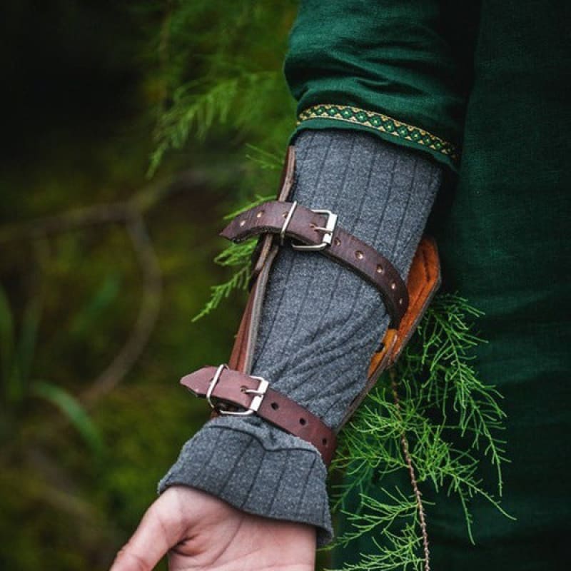 Medieval Renaissance Warrior Pu Leather Wrist Gloves - Pleasures and Sins