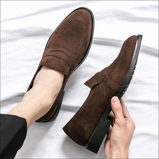 Men’s Pointed Toe Casual Suede Moccasins for Style