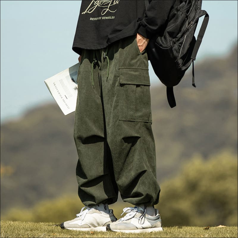 Stylish Wide-Leg Corduroy Cargo Pants for Men Army Green / M