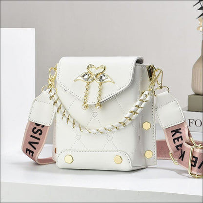 Stylish Shoulder Bag with Swan Pearl Chain Charm Pure White