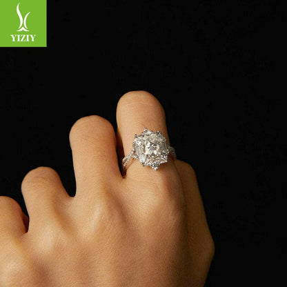 Super Flash Two Carat Moissanite Diamond Ring Luxury