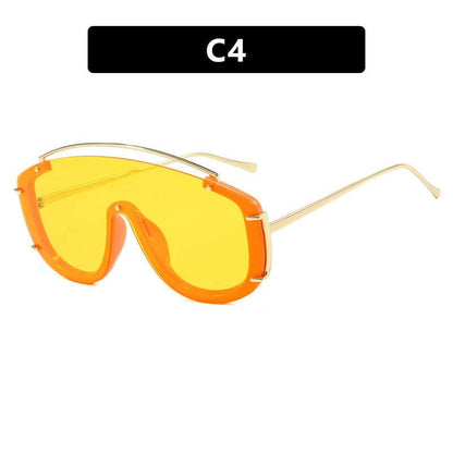 Trendy Large Frame Sunglasses with Metallic Design C4