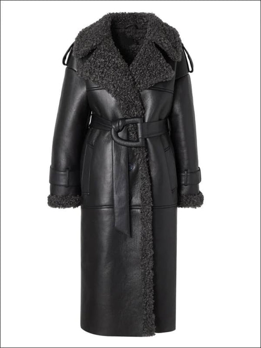 Winter Jacket Boasts Plush Fur Collar for Women