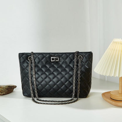 Womens Diamond Plaid Chain Bag with Shimmering Strap Black